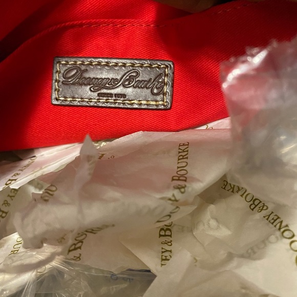 DOONEY & BOURKE DAVIS TASSEL TOTE - Picture 3 of 6